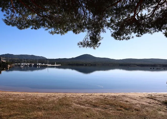 L'envol - T3 Vue Avec Piscine Et Privee * Pianottoli-Caldarello (Corsica)